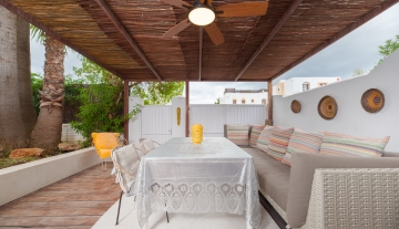 Resa estates Ibiza for sale te koop appartement Santa Gertrudis patio 3.jpg